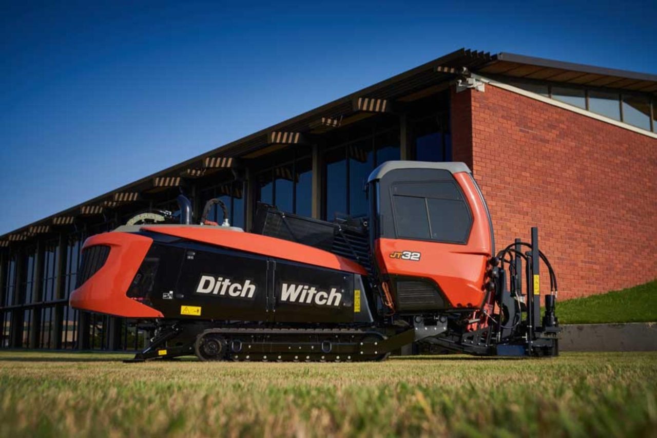 Ditch Witch JT 32